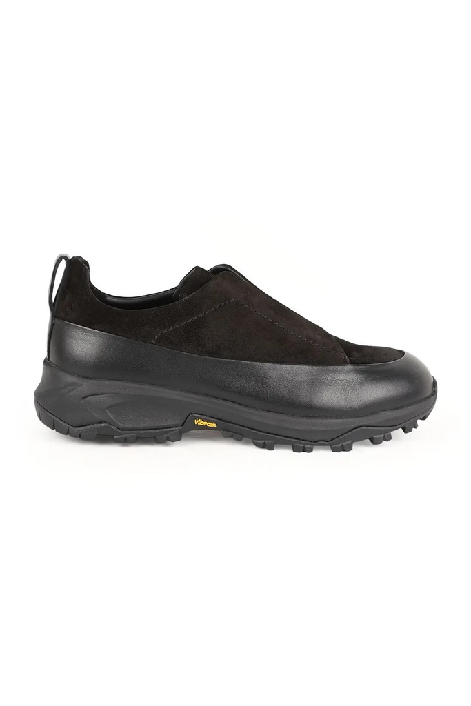 L5697 Black