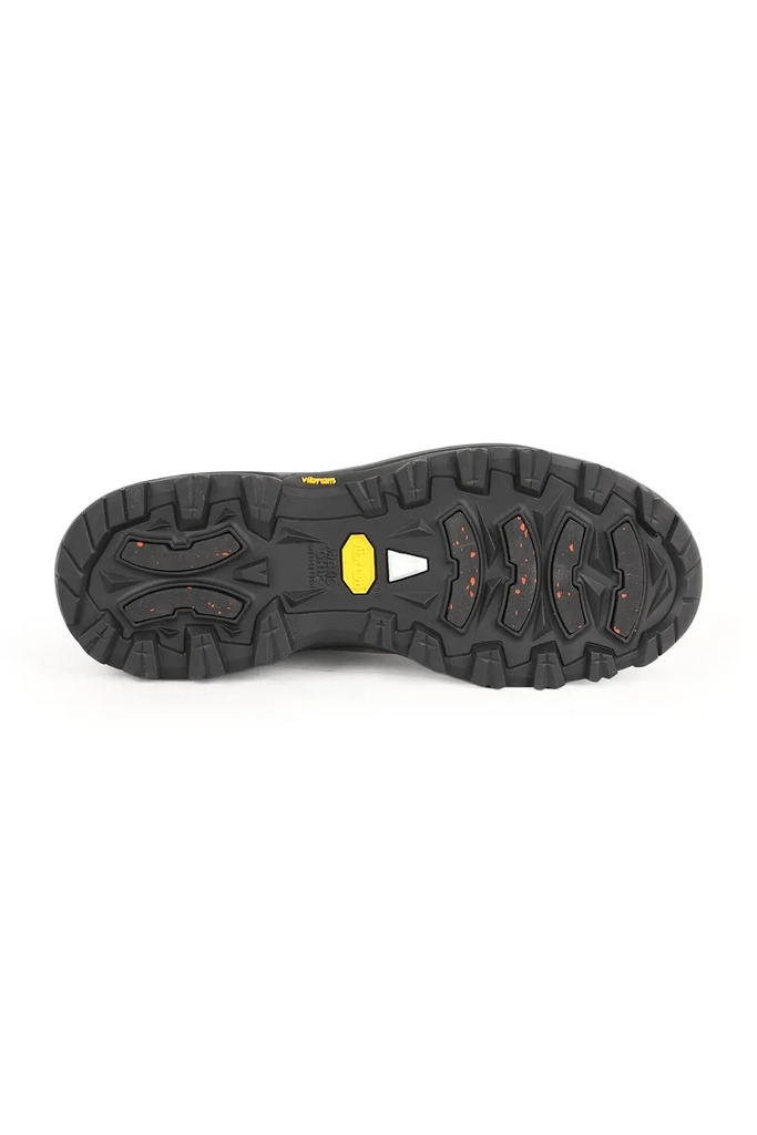 L5697 Black