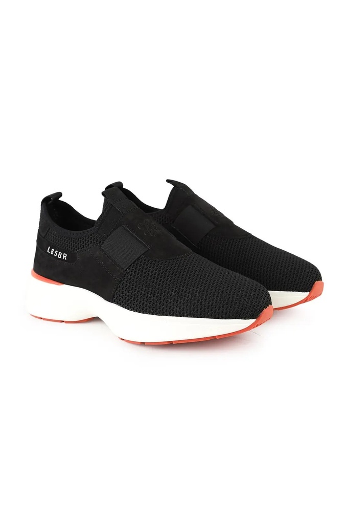 L5916 Black