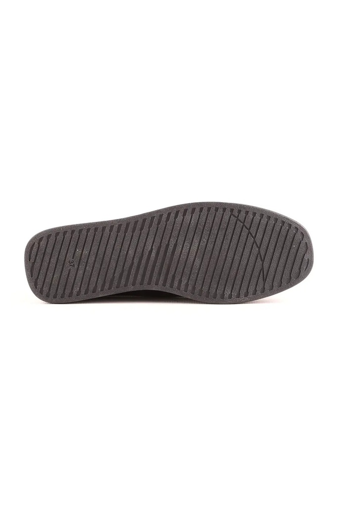 L04.409 Black