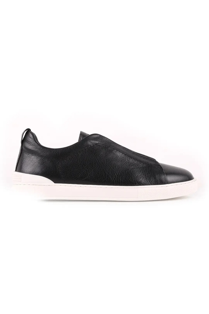L5202 Black
