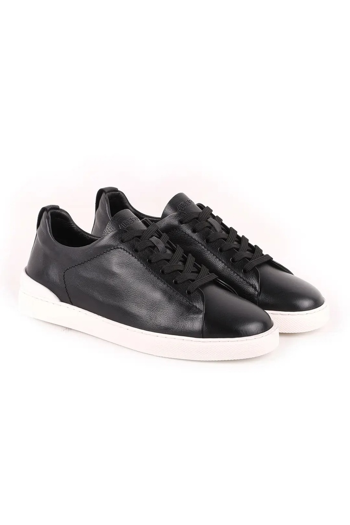 L5203 Black