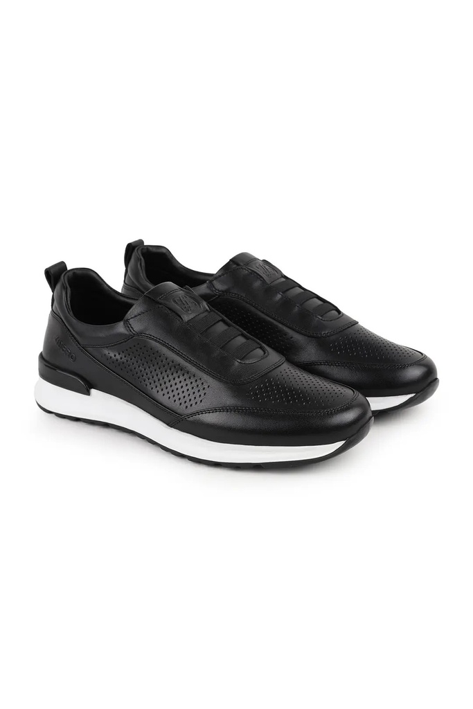 L5931 Black